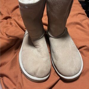 Women's Beige Suede Boots